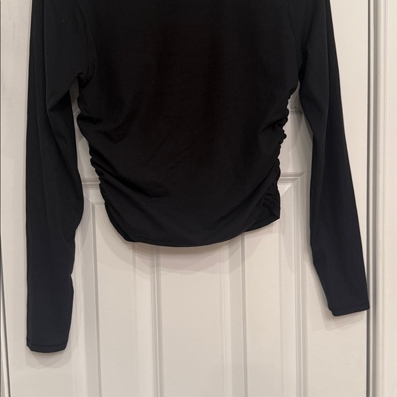 Lululemon Athletica All It Takes Ribbed Nulu Black Long Sleeve Shirt - Size 10 - Picture 6 of 6